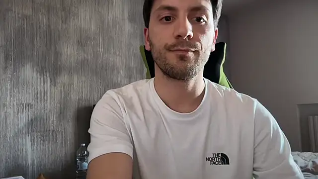 Snapshot of italianass94 chatting on April 2026 02:18:02 PM italianass94 online show from April 2026 02:18:02 PM