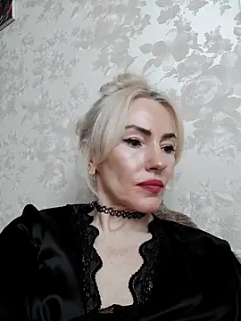 White00pearl online show from April 2026 05:30:01 PM