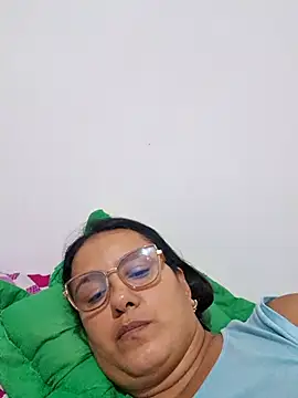 Snapshot of Samanta-42 chatting on June 2026 10:52:02 AM Samanta-42 online show from June 2026 10:52:02 AM