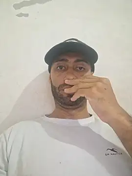 Snapshot of Cacu7 chatting on April 2026 03:57:01 PM Cacu7 online show from April 2026 03:57:01 PM