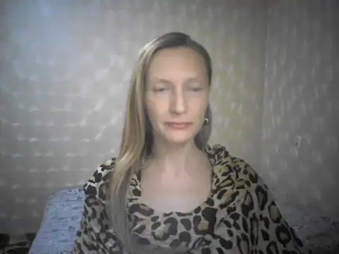 LunaBelle8 online show from April 2026 05:38:02 PM