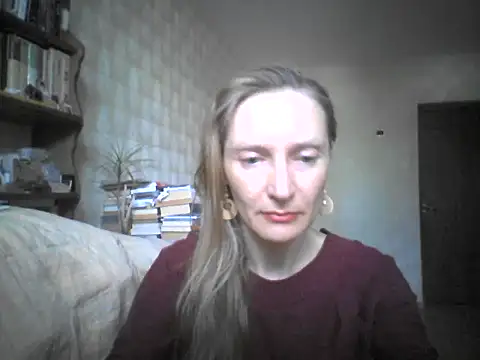 LunaBelle8 online show from May 2026 02:35:02 PM