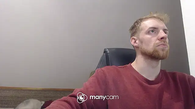 Snapshot of Milkyman7 chatting on October 2025 10:11:02 PM Milkyman7 online show from October 2025 10:11:02 PM