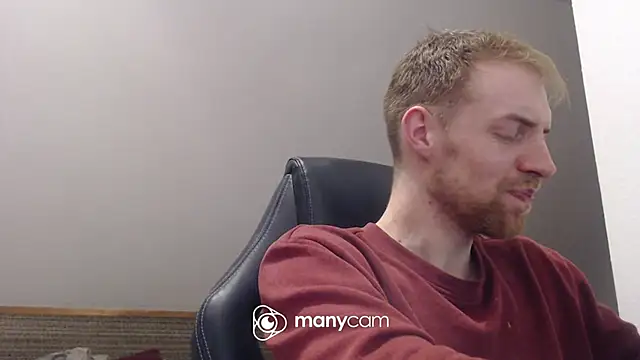 Snapshot of Milkyman7 chatting on November 2025 10:21:02 PM Milkyman7 online show from November 2025 10:21:02 PM