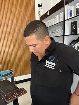 Patricio 02 online show from April 2026 08:37:02 PM