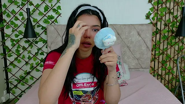 Nathy Pelaez online show from April 2026 11:02:02 AM