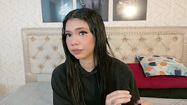 Nathy Pelaez online show from April 2026 03:24:01 AM
