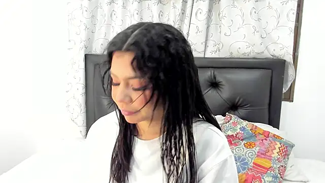 Nathy Pelaez online show from June 2026 03:40:01 AM