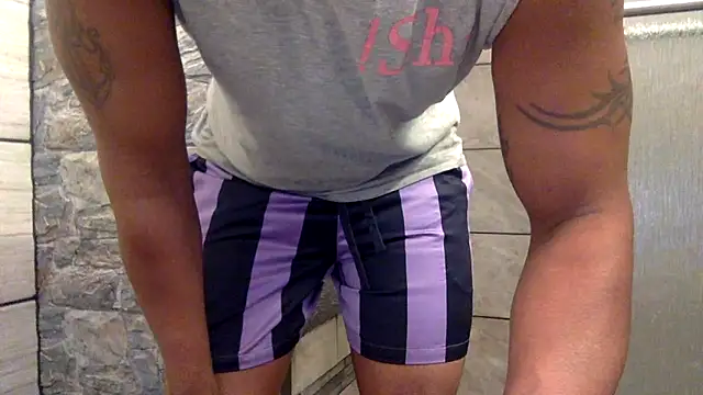 Snapshot of mrgudlukin chatting on October 2025 09:46:02 PM mrgudlukin online show from October 2025 09:46:02 PM