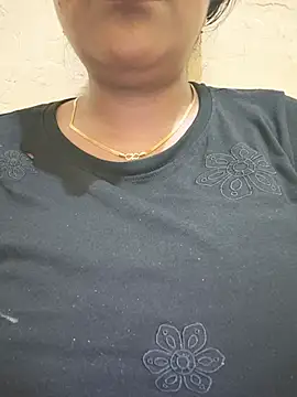 Snapshot of Newragini chatting on May 2026 07:05:02 AM Newragini online show from May 2026 07:05:02 AM