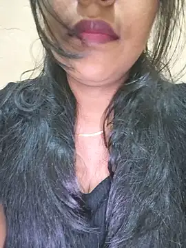 Snapshot of Newragini chatting on June 2026 06:20:02 PM Newragini online show from June 2026 06:20:02 PM