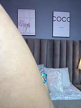 LilyFoox online show from May 2026 01:09:02 PM