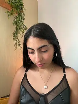 Lily Rush online show from May 2026 12:01:01 PM