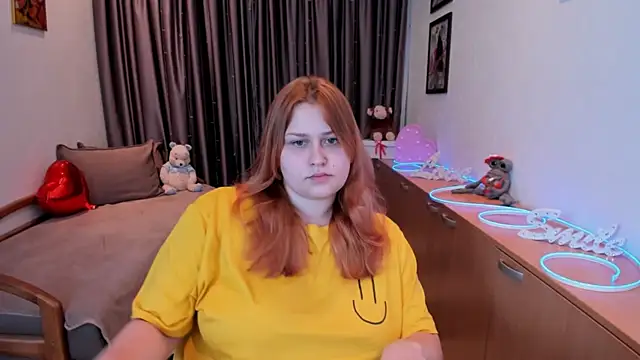 NoraLiin online show from May 2026 07:54:02 PM