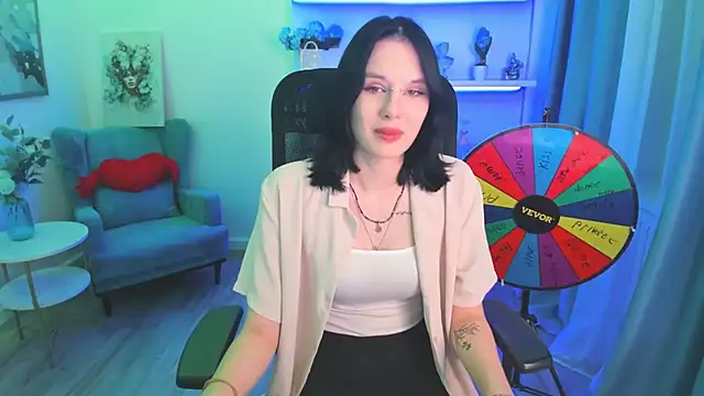 AlicePertim online show from July 2026 07:42:02 PM