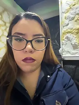 AliceMtz online show from May 2026 08:49:02 PM