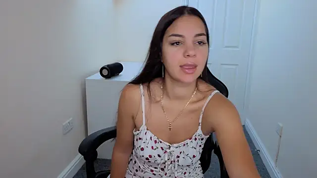 Snapshot of yara4u chatting on July 2026 07:45:01 PM yara4u online show from July 2026 07:45:01 PM
