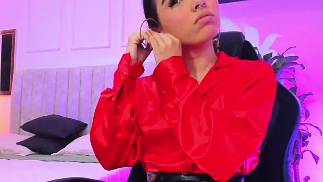 isabella hv online show from June 2026 06:52:01 PM