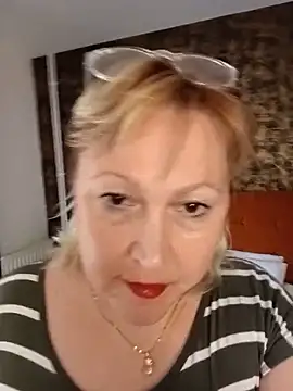 Snapshot of I_amVeronicle chatting on June 2026 12:53:01 PM I amVeronicle online show from June 2026 12:53:01 PM