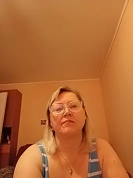 Snapshot of I_amVeronicle chatting on June 2026 10:30:01 AM I amVeronicle online show from June 2026 10:30:01 AM