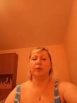 Snapshot of I_amVeronicle chatting on June 2026 12:42:02 PM I amVeronicle online show from June 2026 12:42:02 PM