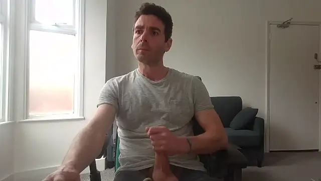 frenchbdmaninlondon online show from May 2026 02:45:01 PM