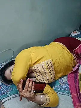 Snapshot of shivanic chatting on June 2026 08:02:01 PM shivanic online show from June 2026 08:02:01 PM