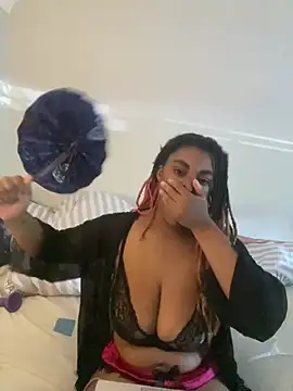 BustyyTT online show from June 2026 01:59:02 PM