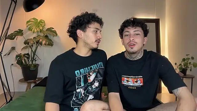 Snapshot of Noah_and_Steven chatting on May 2026 10:59:01 PM Noah and Steven online show from May 2026 10:59:01 PM