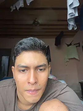 Snapshot of Angel_7020 chatting on April 2026 04:42:02 PM Angel 7020 online show from April 2026 04:42:02 PM
