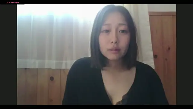 Snapshot of aoi252525 chatting on May 2026 10:40:02 PM aoi252525 online show from May 2026 10:40:02 PM