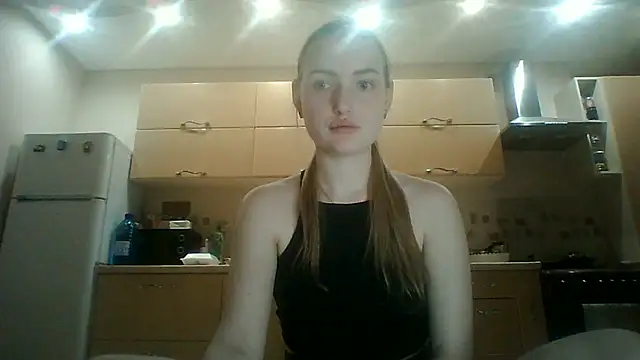 Lisanta online show from July 2026 06:36:01 PM