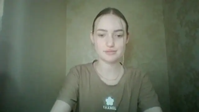 Lisanta online show from July 2026 07:44:01 PM