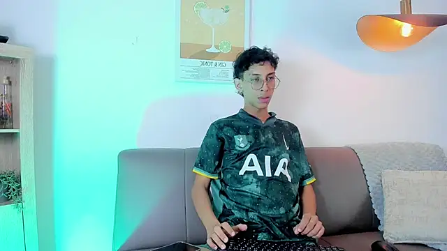dax blaze online show from May 2026 12:44:02 PM