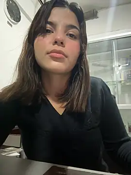 Snapshot of Mia_Tylor01 chatting on June 2026 05:06:01 AM Mia Tylor01 online show from June 2026 05:06:01 AM