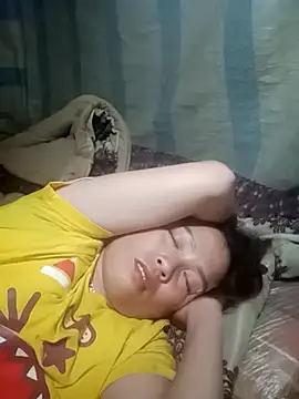 Snapshot of phuongtrinh1 chatting on May 2026 07:00:01 PM phuongtrinh1 online show from May 2026 07:00:01 PM