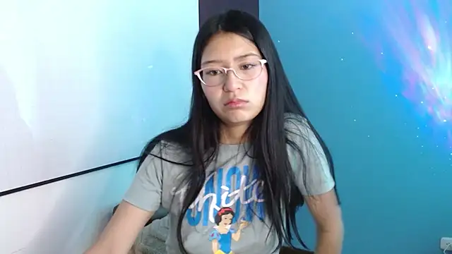 Snapshot of Danii_rizzo chatting on April 2026 12:47:01 PM Danii rizzo online show from April 2026 12:47:01 PM