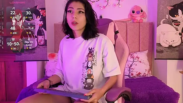 Roose eva online show from May 2026 11:33:02 PM