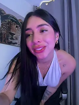 Snapshot of IsabellaNoir_ chatting on April 2026 10:08:02 PM IsabellaNoir online show from April 2026 10:08:02 PM