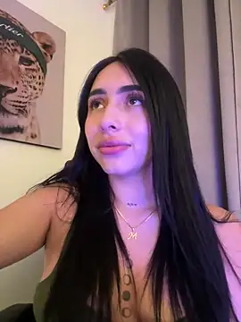 Snapshot of IsabellaNoir_ chatting on June 2026 12:16:02 AM IsabellaNoir online show from June 2026 12:16:02 AM
