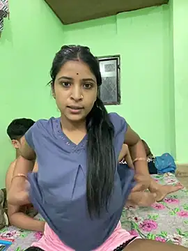 Snapshot of hot-couple-0 chatting on May 2026 04:37:01 PM hot-couple-0 online show from May 2026 04:37:01 PM
