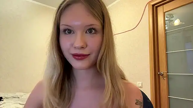 HoneyBlink online show from May 2026 02:11:02 PM