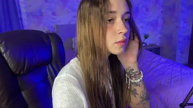 Tiana Belle online show from May 2026 01:13:01 AM