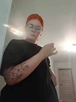 LoisFox online show from June 2026 01:26:02 PM