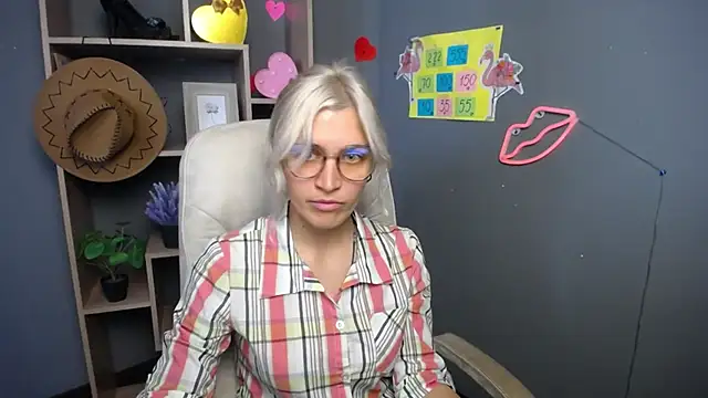 RubyDaviss online show from May 2026 06:31:01 AM