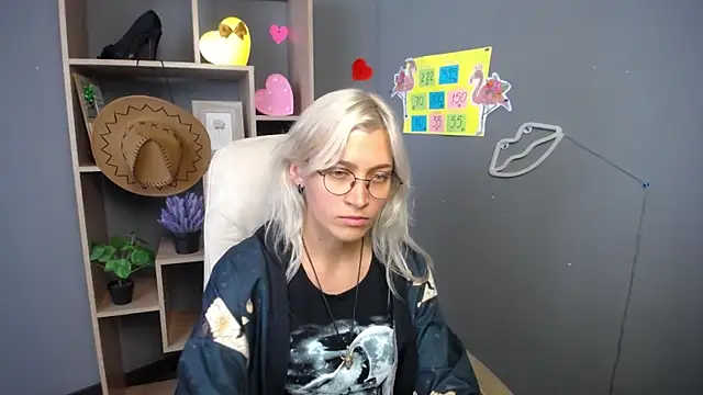 RubyDaviss online show from May 2026 12:22:02 PM