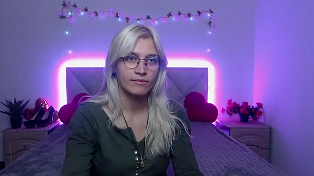 RubyDaviss online show from May 2026 06:09:02 AM
