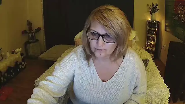 Divineblond online show from February 2025 08:31:01 PM