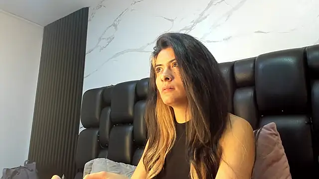 AshleyyHall online show from May 2026 01:12:01 AM