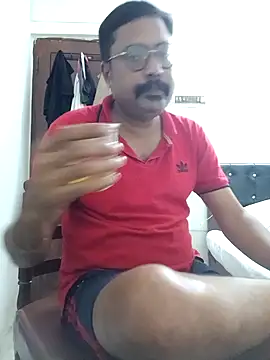 TamilRedchilli online show from May 2026 04:01:01 PM